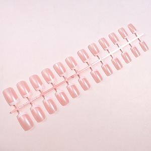 Simplicidad francesa 24 piezas Uñas artificiales naranjas desnudas Cuadrado Blanco Edg Prensa en las uñas Color sólido - Product Image 4