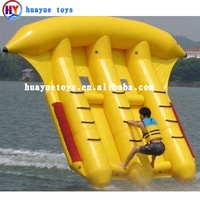 Vente directe d'usine pas cher 5 personnes gonflable banane bateau flottant ponton PVC Tube obstacle pour les jeux de Sports nautiques