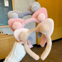 Serre-tête en peluche avec oreilles de chat mignonnes et boule en peluche, bandeau en fourrure de dessin animé, accessoires capillaires mignons et doux pour filles