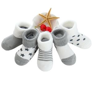 5 paires de nouvelles <span class=keywords><strong>chaussettes</strong></span> tricotées pour bébé garçon et fille épaisses pour nouveau-né automne et hiver chaussette chaude pour les pieds caractéristique respirante - Product Image 1