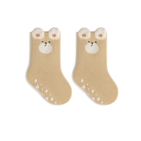 Chaussettes d'intérieur pour bébé en tissu éponge épais et chaud avec oreilles d'ours en 3D, antibactériennes, antidérapantes, de qualité supérieure, pour la marche en hiver