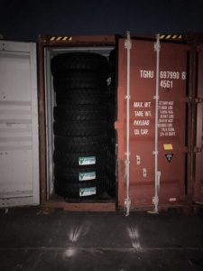 ยางรถบรรทุกหนัก 11R22.5 12R22.5 แบบเรเดียล พร้อมยางใน ทนทานต่อการบรรทุกหนัก ได้รับการรับรองมาตรฐาน DOT/ECE/ISO สำหรับยานพาหนะเพื่อการพาณิชย์ - Product Image 5