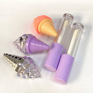 Usine <span class=keywords><strong>pas</strong></span> <span class=keywords><strong>cher</strong></span> prix haut <span class=keywords><strong>de</strong></span> gamme glace or Led <span class=keywords><strong>miel</strong></span> <span class=keywords><strong>Pot</strong></span> Costume Coco Cola chic dessin animé brillant à lèvres Tubes - Product Image 3