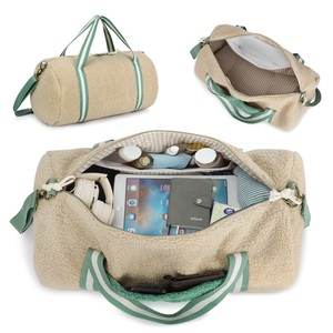 Sac <span class=keywords><strong>de</strong></span> <span class=keywords><strong>sport</strong></span> multifonctionnel en laine d'agneau, sac <span class=keywords><strong>de</strong></span> voyage tendance, sac <span class=keywords><strong>de</strong></span> week-end en polaire douce - Product Image 3