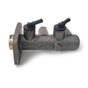 H2000 5-7 टन फोर्कलिफ्ट 9 + 10 आकार फोर्कलिफ्ट भागों फोर्कलिफ्ट ब्रेक पंप मास्टर सिलेंडर वाल्व भागों - Product Image 4