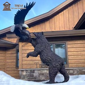 트레비 인기 야생 동물 조각상 실물 크기 청동 곰이 독수리와 싸우는 조각 - Product Image 2