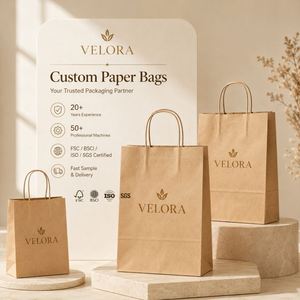 Sacs cadeaux en papier kraft de luxe faits à la main avec logo personnalisé imprimé et poignées en ruban estampé à chaud pour les petites entreprises de vente au détail de vêtements - Product Image 1