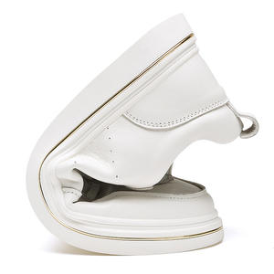 รองเท้าลำลองผู้ชายสไตล์เกาหลี หนังวัวแท้ พื้นยาง ทรงหัวมน แฟชั่นฤดูร้อน - Product Image 3