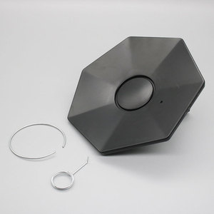 Cache-moyeu en plastique et nylon Z99J791 pour Tesla Cybertruck avec anneaux de retenue et crochet de démontage - Product Image 1