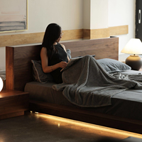 Lit double en noyer noir d'Amérique du Nord massif, style japonais, plateforme basse, 1,8 m, lit de mariage minimaliste pour chambre principale