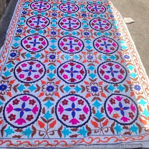 Manta Bordada Suzani, Ropa de Cama Suzani, Tamaño Queen, Rosa, Rojo, Suzani Muy Grande, Suzani Azul, Suzanis India, Suzani Tashkent - Product Image 5