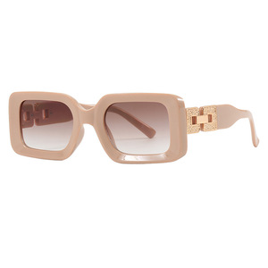 Gafas de Sol de Moda al por Mayor para Mujer, Elegantes, para Exteriores, Tendencia Urbana, Playa, Protección UV - Product Image 6