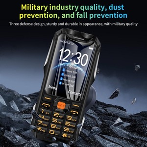 Téléphone portable à boutons Q9 2G, écran HD 3,5 pouces, 4 cartes SIM, batterie 4500 mAh, lampe torche, radio FM, robuste - Product Image 4