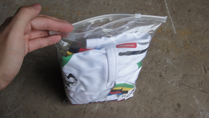 Máquina <span class=keywords><strong>de</strong></span> <span class=keywords><strong>corte</strong></span> y sellado <span class=keywords><strong>de</strong></span> bolsas con cierre <span class=keywords><strong>de</strong></span> cremallera <span class=keywords><strong>de</strong></span> plástico - Product Image 4