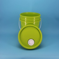 Seau en plastique rond de 3 gallons (12 L) de qualité alimentaire, avec poignées métalliques, logo personnalisable, peinture pour le transport d'eau, vente en gros