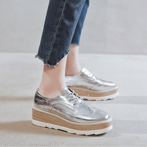 Chaussures plates brogues britanniques au confort ultime, style coréen, plateforme épaisse pour femmes - Product Image 1