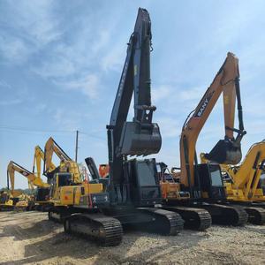 Excavadora Volvo EC240 de 24 toneladas de segunda mano, motor hidráulico de 110 kW de potencia, capacidad de cazo de 1.35 m, en oferta. - Product Image 3