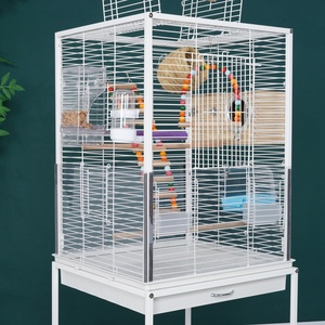 Cage à oiseaux élégante en fer doré avec plateau en plastique, support mobile, loquets verrouillables, design spacieux pour oiseaux de compagnie, décoration intérieure - Product Image 4