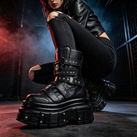 Bottes à plateforme gothiques punk pour femmes, semelle épaisse, rivets, boucles, bottes de combat, streetwear sombre, chaussures de cosplay, OEM ODM en gros