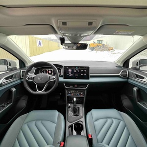 Tayron SUV d'occasion 2023 à faible kilométrage, 40 000 km, norme Euro 6, boîte automatique DSG, sièges en cuir, intérieur clair, jantes R18, conduite à gauche - Product Image 4