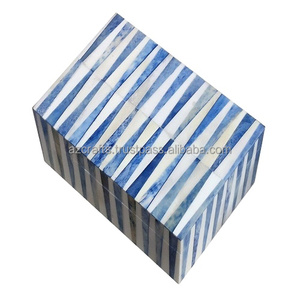 Boîte à bijoux en bois d'incrustation d'os de luxe faite à la main MDF boîte de rangement décorative pour montres parfums artisanat cadeaux-motif carré - Product Image 1