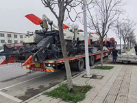 Moissonneuse-batteuse sur chenilles multifonctionnelle pour céréales et pommes de terre, équipée d'un moteur de 54,6 kW, pour tracteurs de 90 à 120 CV