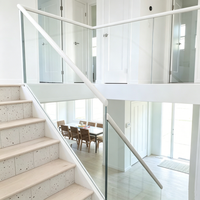 Balustrade en verre avec profilé en U en aluminium moderne et personnalisé pour villa, hôtel, terrasse extérieure, patio, escalier