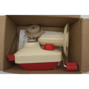 Avvolgitore Portatile per Gomitoli di Lana con Manovella (Rosso) con Morsetto, Mini Avvolgitore da Tavolo per Lavori a Maglia e Uncinetto - Product Image 4