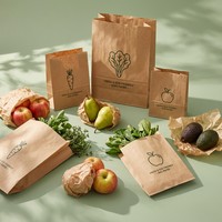 Sacs en papier kraft de tailles variées pour le stockage classé des fruits, légumes et herbes, avec motif végétal, pour les chaînes d'épicerie bio