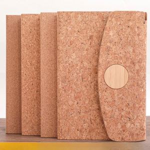 Cuaderno de Corcho Personalizado A5 con Cierre Magnético - Regalos Empresariales Personalizados y Diarios con Marca - Product Image 2