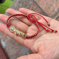 Bracelets religieux sur mesure en corde rouge noire plaqué or bonne chance Saint Jude bracelets tressés en corde à breloques