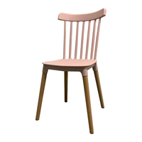 Chaises de restaurant empilables modernes en plastique PP et bois, style nordique, pour hôtels et extérieur – Vente en gros à prix réduit