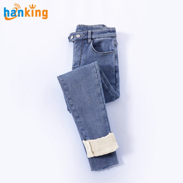 สไตล์ A (สีน้ำเงิน) กับกำมะหยี่