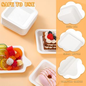 Assiette carrée jetable en fibre de bagasse de 4 pouces pour service alimentaire, traiteur, collations, desserts et gâteaux - Product Image 2