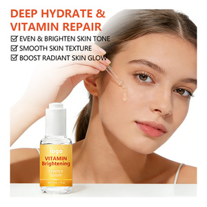 Sérum Éclaircissant Vitaminé : Enrichi en Vitamines Nourrissantes, Redonne Vie aux Peaux Ternes et Restaure l'Éclat Radieux, Prise en Charge OEM - Product Image 3