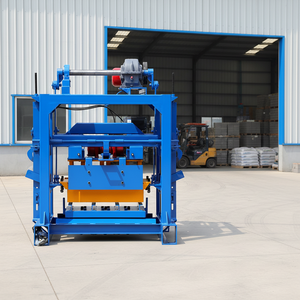 Machine à fabriquer des blocs à bas prix <span class=keywords><strong>pour</strong></span> le bâtiment, petite machinerie de fabrication de briques creuses en béton QTJ4-40 - Product Image 1