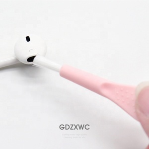 Mini brosse manuelle multifonctionnelle rose pour le nettoyage des ports de téléphone, brosse à poils en nylon pour les trous, nouvelles idées de produits ménagers 2023 - Product Image 4