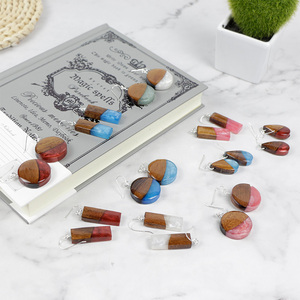 Collar <span class=keywords><strong>de</strong></span> Resina al por Mayor <span class=keywords><strong>de</strong></span> Fábrica con Colgante <span class=keywords><strong>de</strong></span> Madera, Paisajes en Miniatura, Joyería para Mujer, Accesorios, Cadena <span class=keywords><strong>de</strong></span> Cuerda, Amuleto <span class=keywords><strong>de</strong></span> Resina, Regalo - Product Image 5