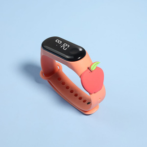 Fruit créatif, nouvelles montres bracelets électroniques colorées à LED les <span class=keywords><strong>moins</strong></span> chères en plastique TPE - Product Image 5
