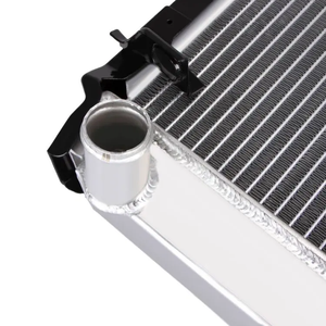 Лидер продаж, Автомобильный Алюминиевый радиатор для <span class=keywords><strong>VW</strong></span> Audi, автомобильные радиаторы <span class=keywords><strong>Pa66</strong></span> <span class=keywords><strong>Gf30</strong></span>, универсальный радиатор водяного охлаждения OEM 8D0121251M - Product Image 5