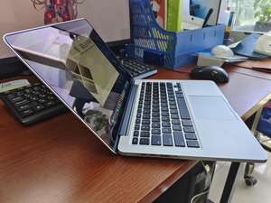 MacBook Pro A1502 ขนาด 13 นิ้ว สภาพ 95% ใหม่ ซีพียู I7 แรม 16GB SSD 512GB มีสินค้าพร้อมขาย ลดราคาพิเศษ แล็ปท็อปมือสองหรือแบบ Refurbished - Product Image 6