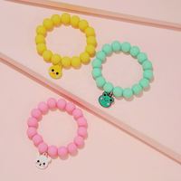 Bracelet Cadeau en Quartz avec Breloques Animaux Mignons (Grenouille, Chat) en Acrylique Rose et Perles Métalliques Plaqué Or DIY pour Enfants - Grande Vente
