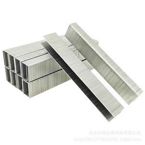 Clavos en U de Acero Inoxidable Dinglang 1013J, Calibre 20, Grado Industrial, para Clavadoras Neumáticas - Product Image 2