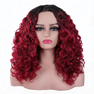 <span class=keywords><strong>Perruque</strong></span> courte bouclée rouge ombrée pour <span class=keywords><strong>femme</strong></span> avec racines foncées, en cheveux synthétiques résistants à la chaleur, aspect naturel pour usage quotidien - Product Image 2