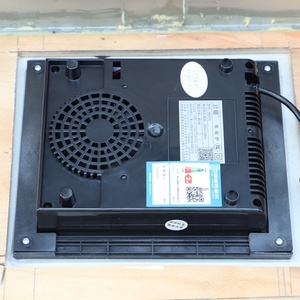 Placa de Inducción Portátil Inteligente de 2000W con Pantalla Táctil, Superficie de Acero Inoxidable, 2 Quemadores, Uso Comercial, Resistente al Agua - Product Image 2