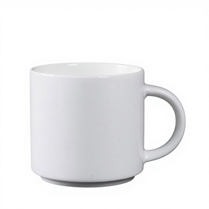 Оптовые элитные современные керамические кружки на заказ с крышкой, белые кофейные чашки с гравировкой логотипа, подарочная коробка для бизнеса, подходят для посудомоечной машины - Product Image 1