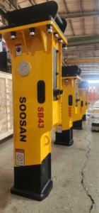 For SB43 <b>Box</b> Type Hydraulic Breaker with Engine Motor 6-9 Tons Excavators 1 Year Warranty Wooden <b>Crate</b> Packing 75mm Chisel - Product Image 3