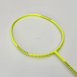 <span class=keywords><strong>Raquette</strong></span> de <span class=keywords><strong>badminton</strong></span> super dure avec poignée en carbone, kit complet avec surgrip en PU, chaussures, tension 22-24 LBS, contrôle de la balle - Product Image 3