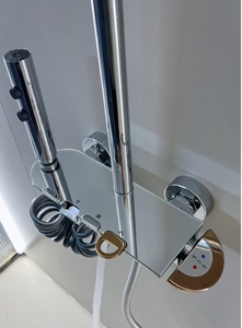 Robinet de lavabo simple à 1 poignée en aluminium plaqué argent <span class=keywords><strong>avec</strong></span> noyau en cuivre, à montage sur plan, pour salle de bain, chambre, salon, couloir, salle de sport - 1 - Product Image 3