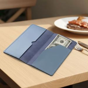 Porta Facturas de Cuero PU para Restaurante, Cafetería o Bar, con Logotipo Estampado en Relieve - Regalo Promocional Moderno y Portátil - Product Image 2